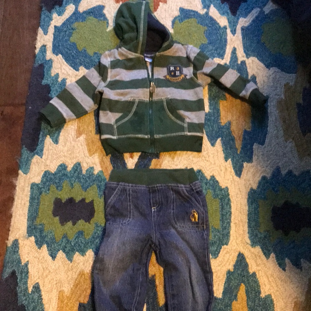 Rugged Bear hoodie Set. 6-9 months.